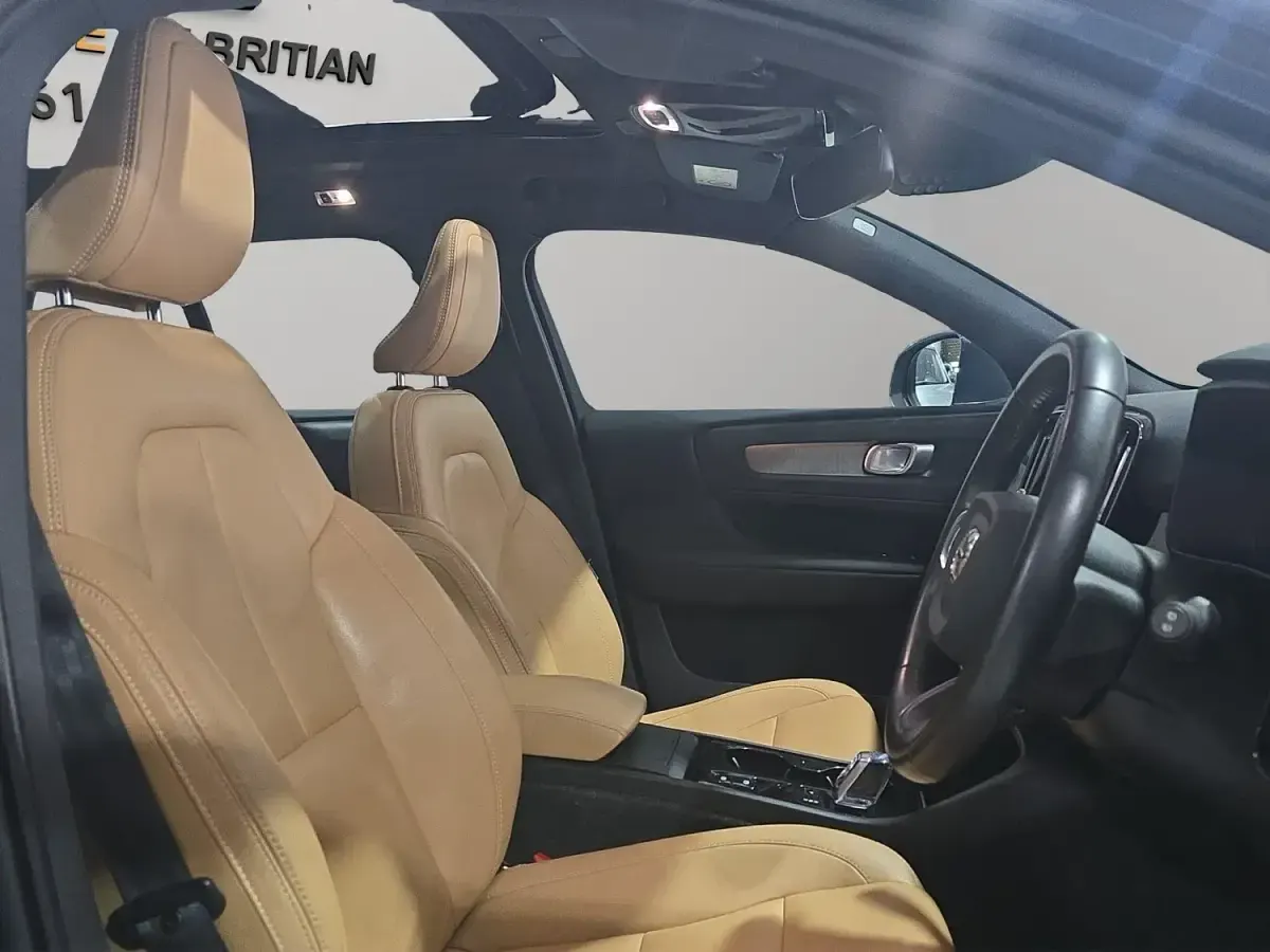Usado Volvo XC40 Inscription 2021 Azul SUV
