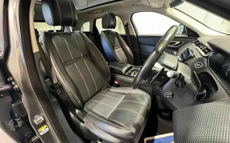 Used Land Rover Range Rover Velar S 179 HP (131 kW) 2019 Grey SUV