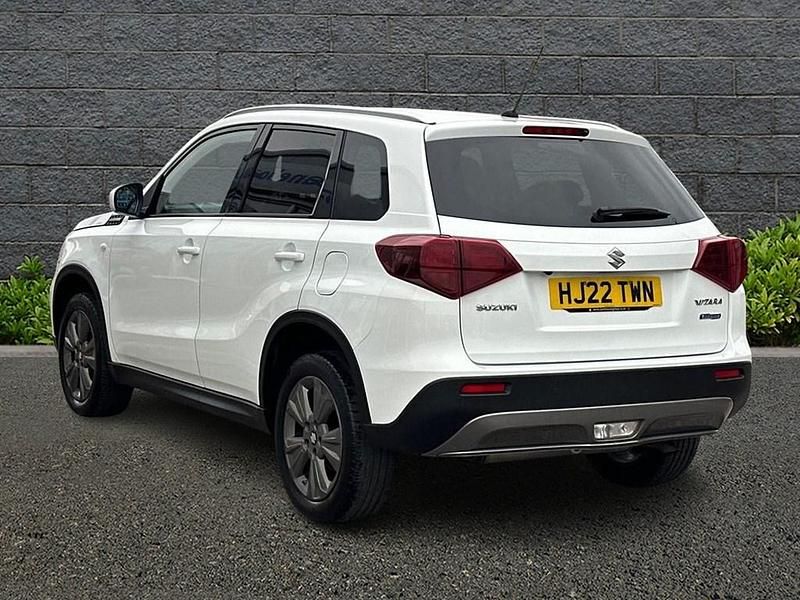 Used Suzuki Vitara SZ-T 129 HP (94 kW) 2022 White SUV