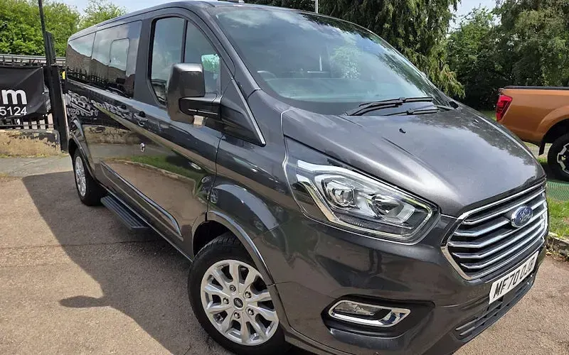Used Ford Tourneo Custom Titanium 131 HP (96 kW) 2023 Van