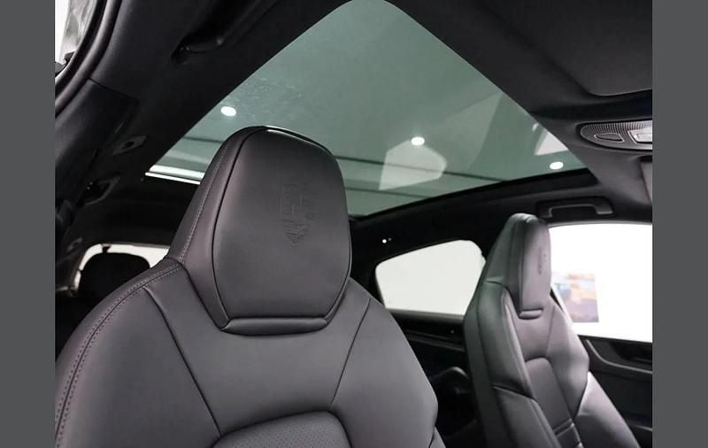 New Porsche Cayenne S 468 HP (344 kW) 2025 Grey SUV