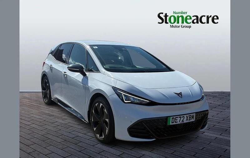 Used Cupra Born e-Boost 169 kW (230 HP) 2023 White Hatchback