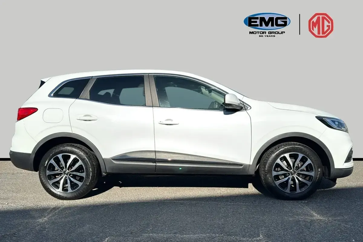 Usado Renault Kadjar Equilibre 140 CV (102 kW) 2022 Blanco SUV