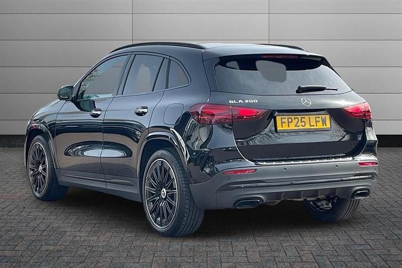 Used Mercedes GLA200 AMG Line Premium Plus 163 HP (119 kW) 2025 Cosmos black SUV