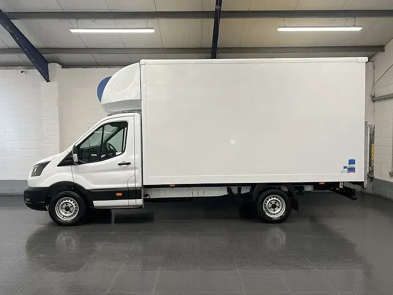 Used Ford Transit 130 HP (95 kW) 2022 White Cabriolet