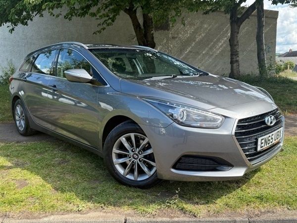 Silver Used 2015 Hyundai i40 Estate | £5,995 (Fair price) - Image 1/1