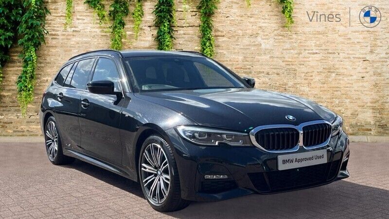 Black Used 2021 BMW 320 M Sport Estate | £23,999 (Fair price) - Image 1/4