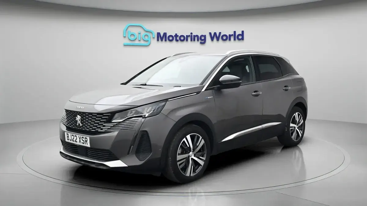 Used Peugeot 3008 Allure Premium 300 HP (220 kW) 2022 Grey SUV