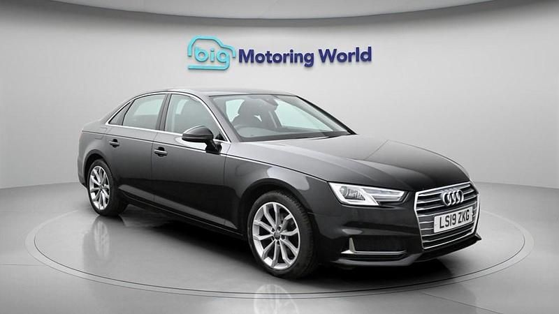 Used Audi A4 Sport 150 HP (110 kW) 2019 Black Sedan