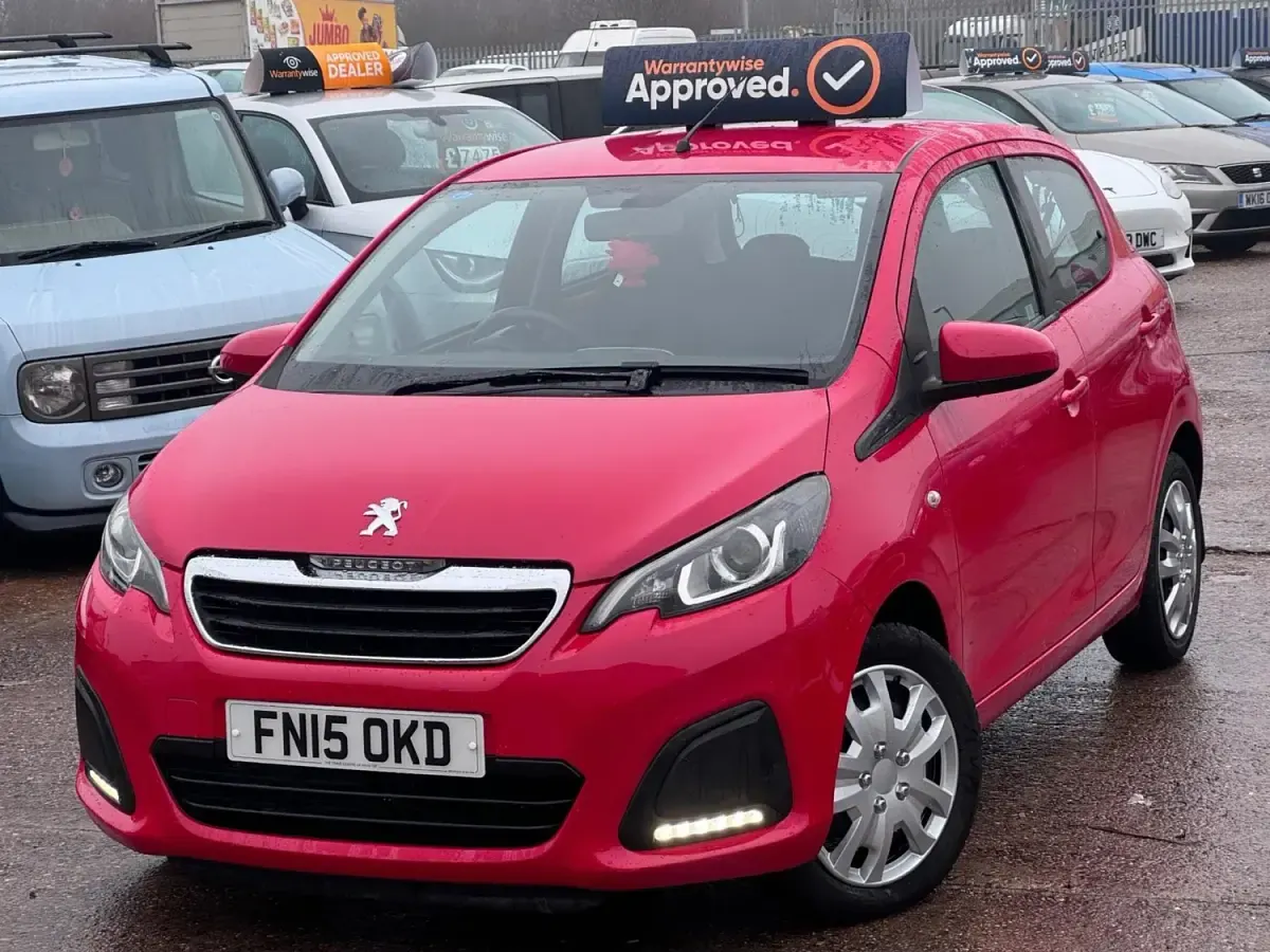 Begagnad Peugeot 108 Active 68 HK (50 kW) 2015 Röd Halvkombi