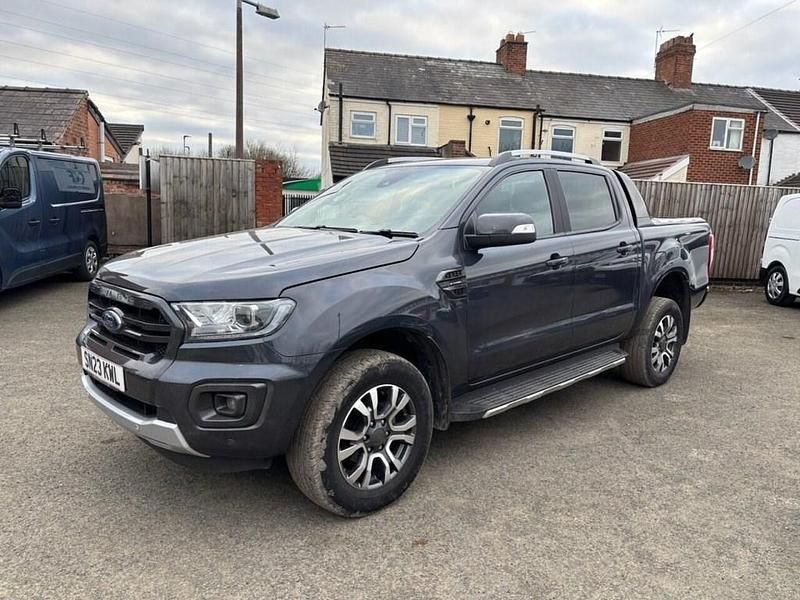Second-hand Ford Ranger Wildtrack 213 CP (156 kW) 2023 Gri Pickup