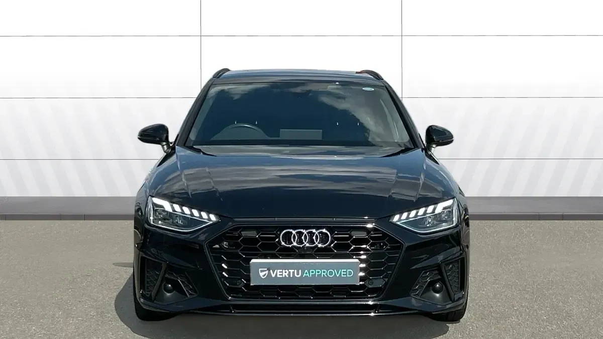 Used Audi A4 Advanced 150 HP (110 kW) 2021 Black Estate
