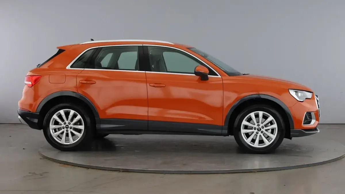 Usado Audi Q3 Sport 150 CV (110 kW) 2025 Naranja SUV