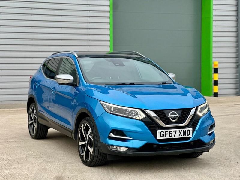 Blue Used 2017 Nissan Qashqai Tekna+ SUV | £10,295 (Fair price) - Image 1/4