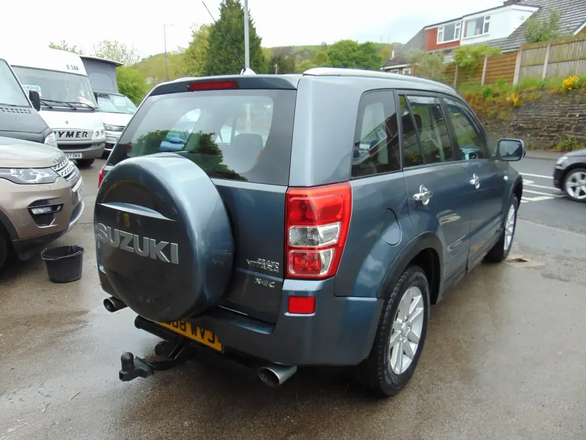 Used Suzuki Grand Vitara 140 HP (102 kW) 2008 Grey SUV