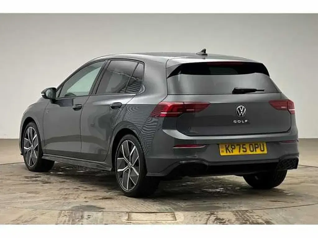 Used VW Golf VIII 150 HP (110 kW) 2025