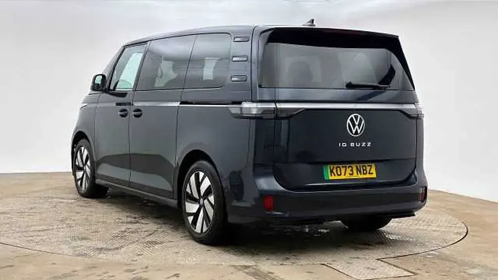 Used VW ID. Buzz Pro 150 kW (204 HP) 2024 Blue MPV