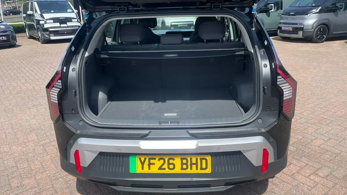 New Kia EV3 Air 147 kW (201 HP) 2026 Premium paint  midnight black SUV