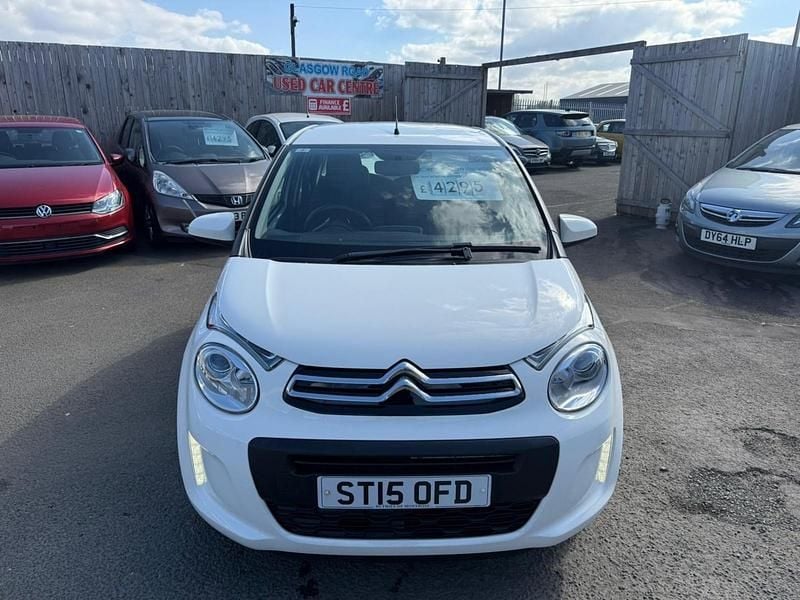 Używany Citroën C1 Feel 68 KM (50 kW) 2015 Biały Hatchback