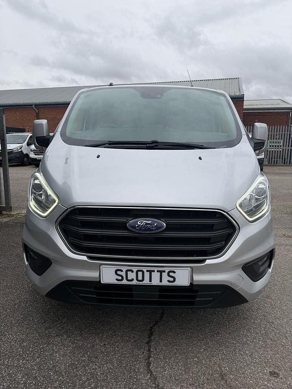 Used Ford Transit Custom Limited 130 HP (95 kW) 2021 Silver Van