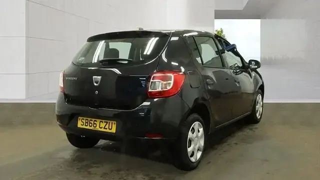 Used Dacia Sandero Ambiance 75 HP (55 kW) 2016 Black Hatchback
