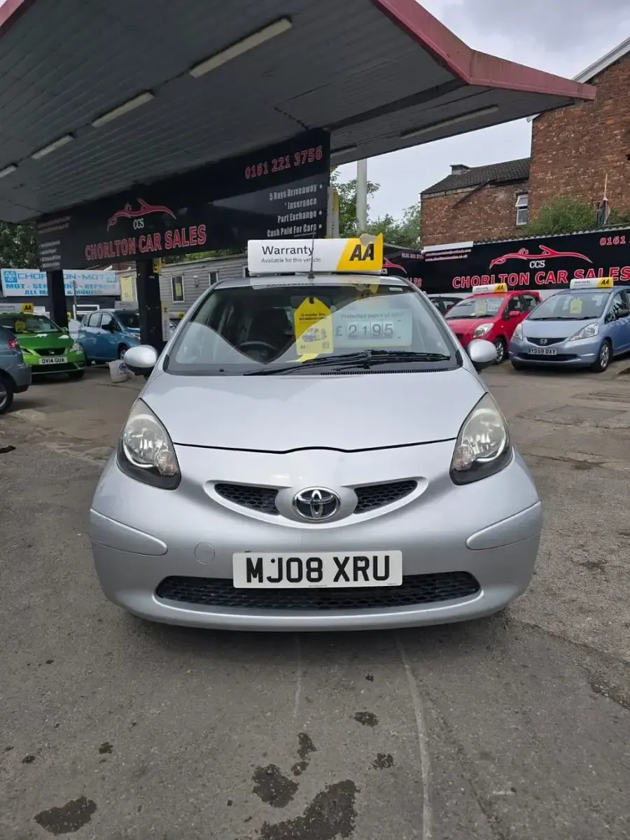 Used Toyota Aygo Platinum 67 HP (49 kW) 2008 Silver Hatchback