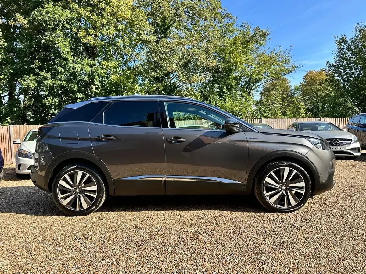 Used Peugeot 3008 Premium 130 HP (95 kW) 2018 Grey SUV