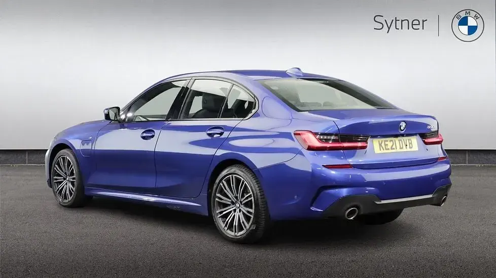Used BMW 330 M Sport 288 HP (211 kW) 2021 Blue