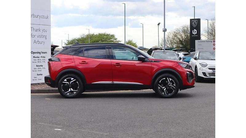 Gebraucht Peugeot e-2008 GTi 100 kW (136 PS) 2024 Rot SUV