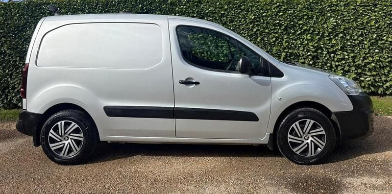 Used Peugeot Partner 2019 Silver MPV
