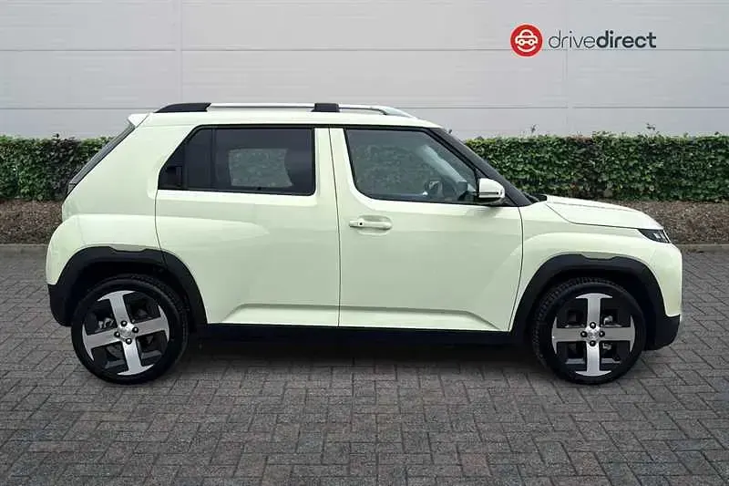 Used Hyundai Inster 85 kW (116 HP) 2025 Cream Hatchback