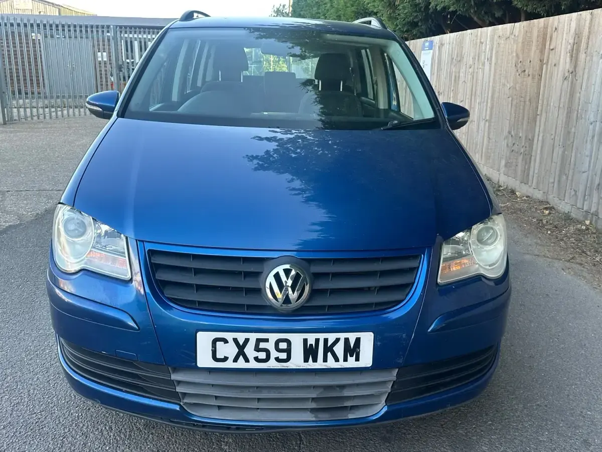 Used VW Touran SE 105 HP (77 kW) 2009 Blue MPV