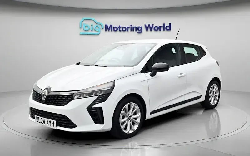 Used Renault Clio Evolution 143 HP (105 kW) 2025 Hatchback
