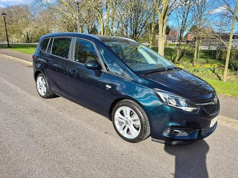 Used Vauxhall Zafira SRi 150 HP (110 kW) 2018 Green MPV