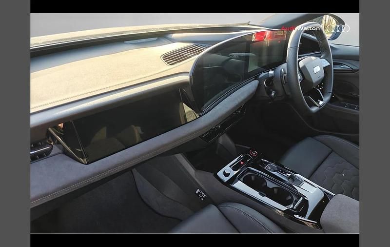 Used Audi e-tron Comfort 314 kW (428 HP) 2025 Grey SUV