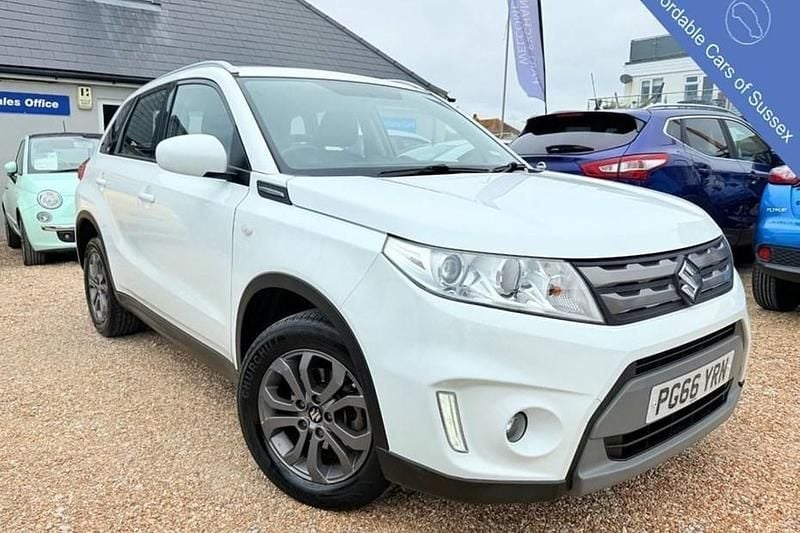 White Used 2017 Suzuki Vitara SZ4 SUV | £7,995 (A bit pricey) - Image 1/1