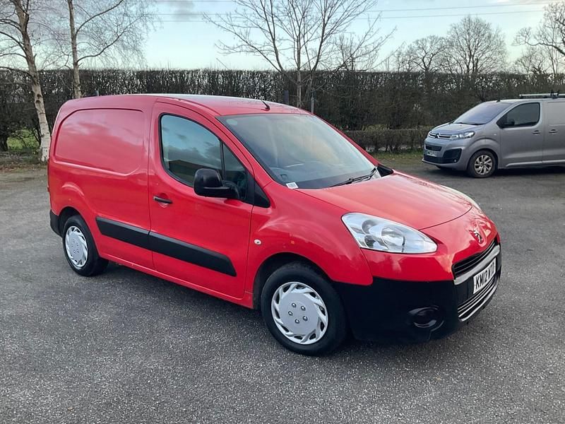 Red Used 2012 Peugeot Partner S MPV | £2,995 (Fair price) - Image 1/4