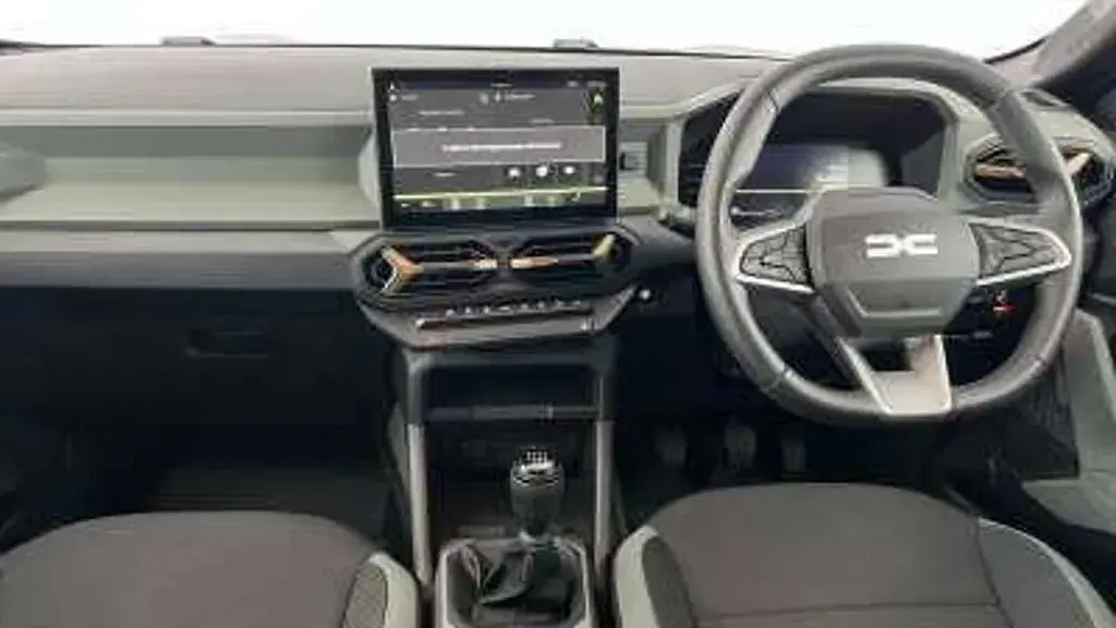 Used Dacia Duster Extreme 130 HP (95 kW) 2025 Green SUV