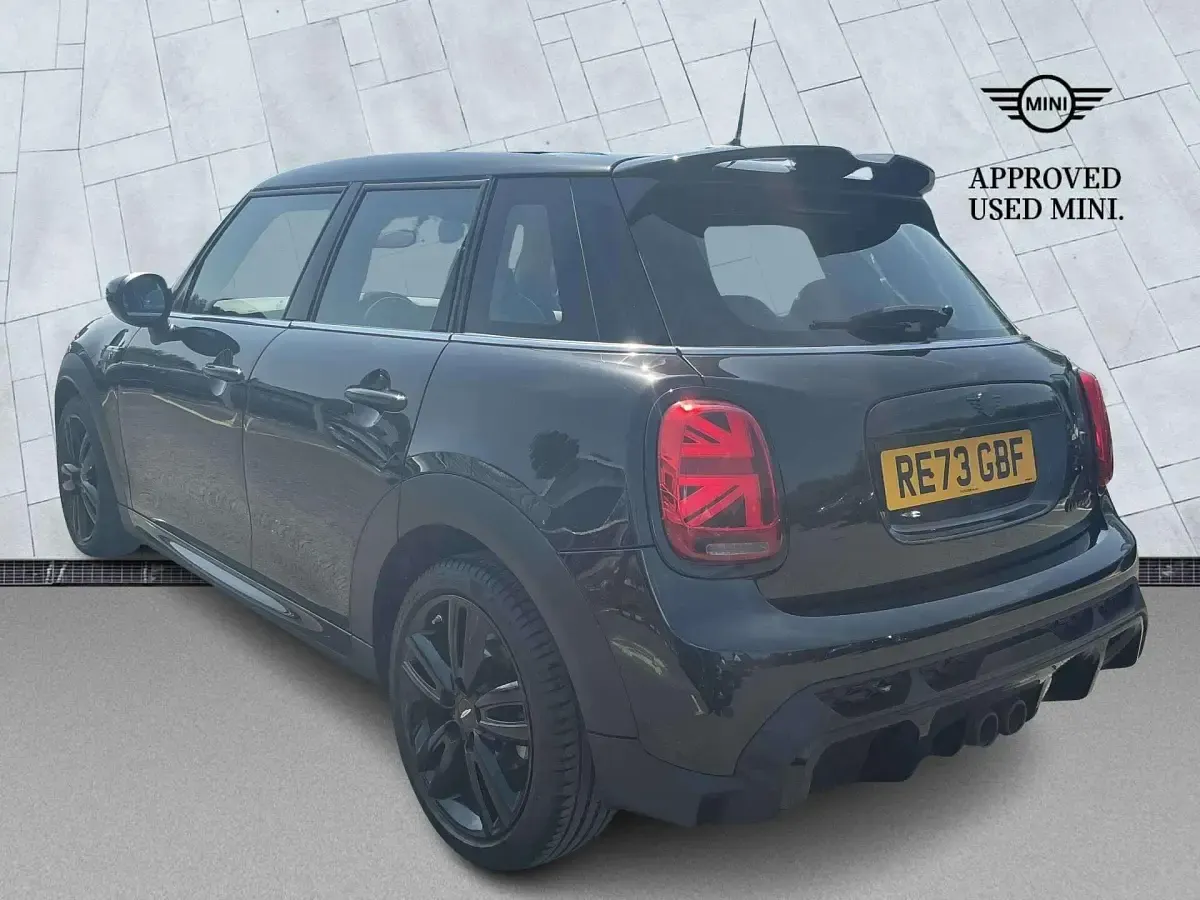Used Mini Cooper S Hatch 176 HP (129 kW) 2023 Black Hatchback