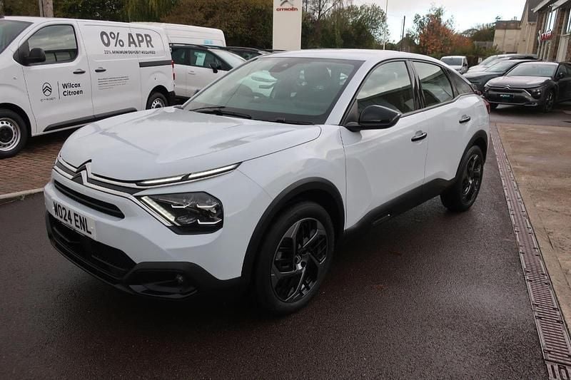 Used Citroën C4 PureTech 99 HP (72 kW) 2024 White Hatchback