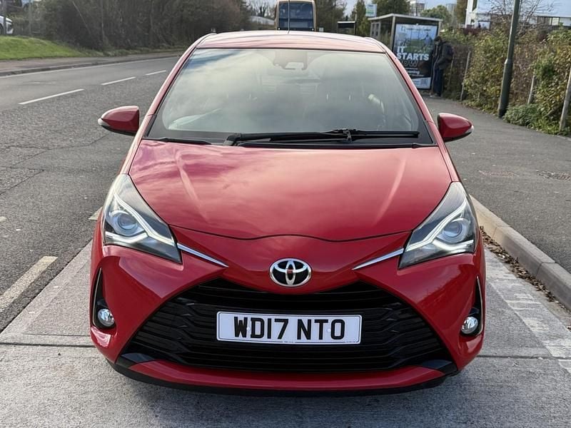 Used Toyota Yaris 2017 Red Hatchback