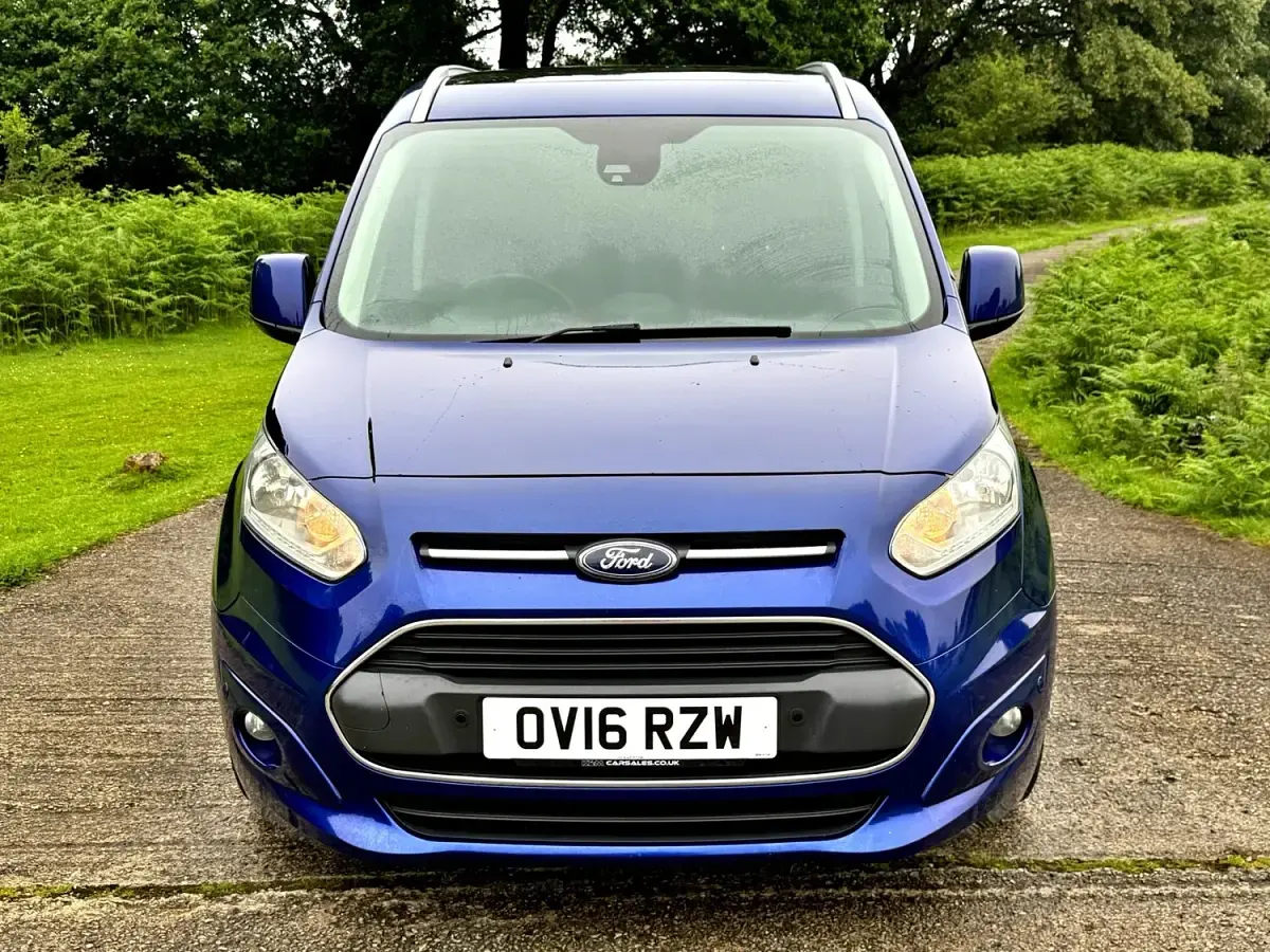 Used Ford Tourneo Connect Titanium 120 HP (88 kW) 2016 Blue MPV