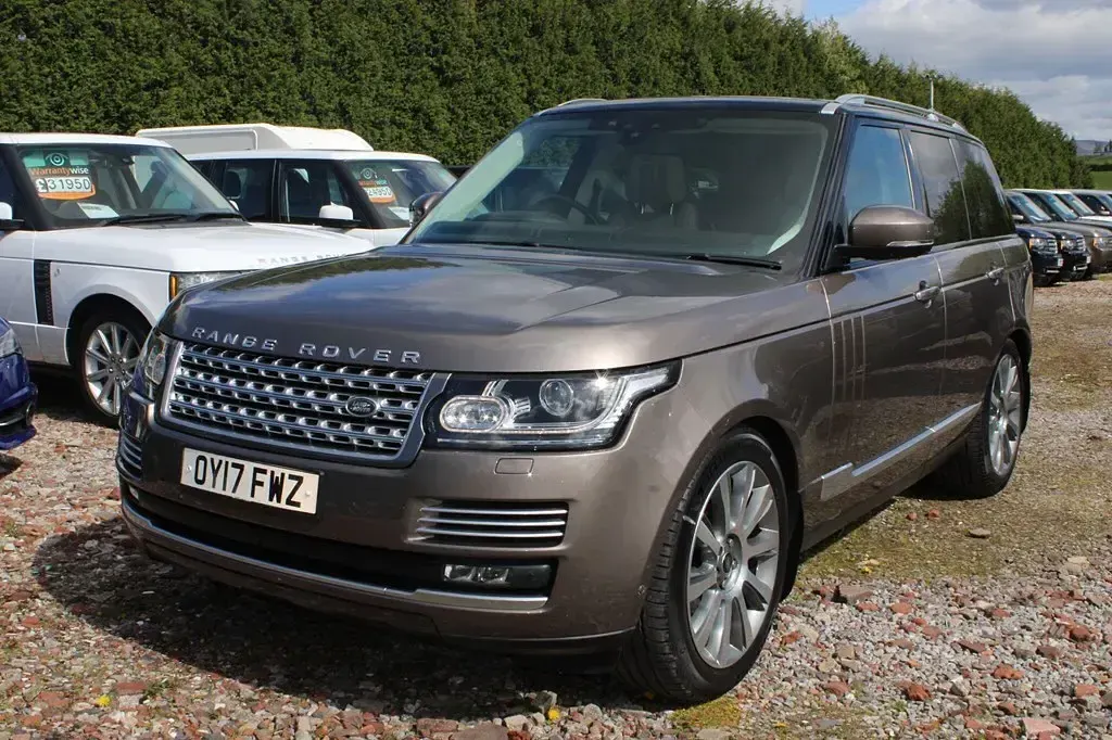 Used Land Rover Range Rover Autobiography 339 HP (249 kW) 2017 Brown SUV