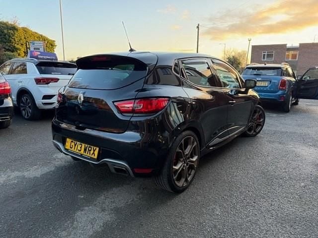 Used Renault Clio IV 200 HP (147 kW) 2013 Black Hatchback