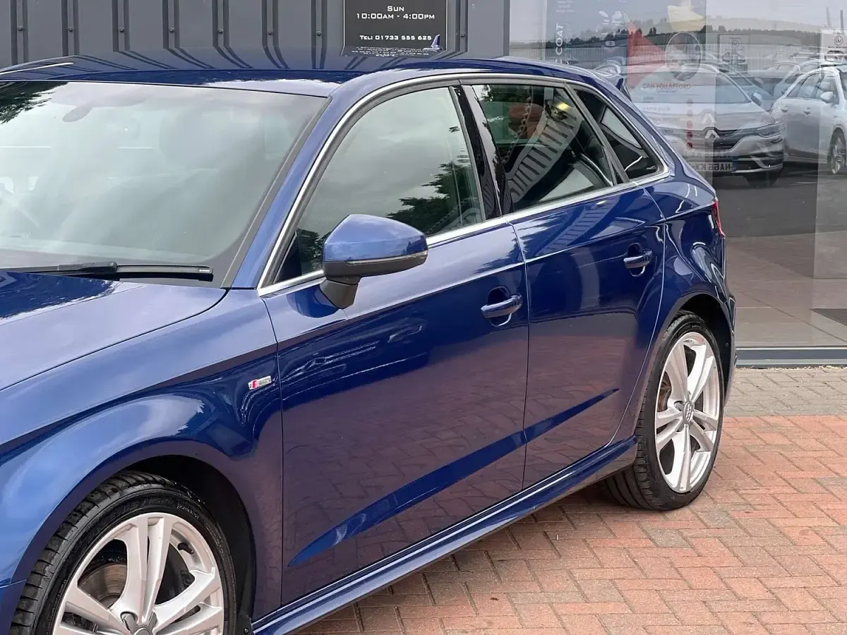 Used Audi A3 Sportback S-Line 184 HP (135 kW) 2014 Blue Hatchback