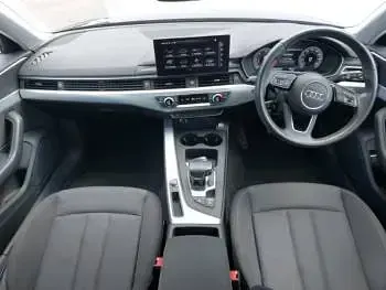 Używany Audi A4 Comfort 163 KM (119 kW) 2023 Czarny Kombi