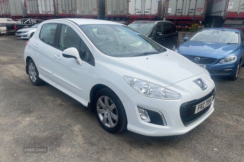 White Used 2013 Peugeot 308 Active Hatchback | £2,650 (Good price) - Image 1/1