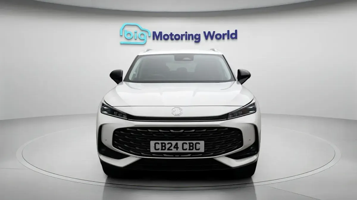 Used MG HS Trophy 170 HP (125 kW) 2025 White SUV