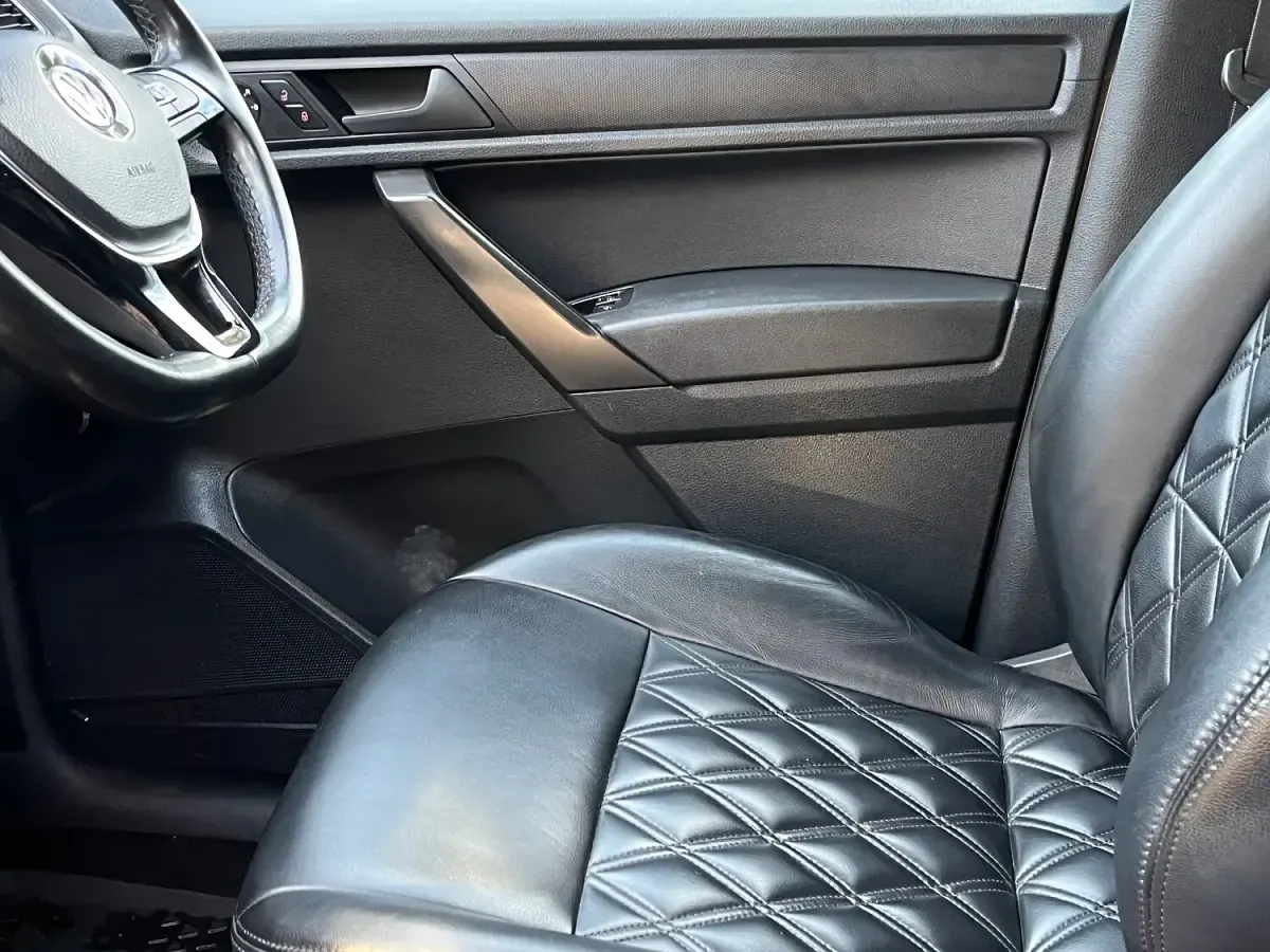 Used VW Caddy Highline 150 HP (110 kW) 2020 Silver MPV