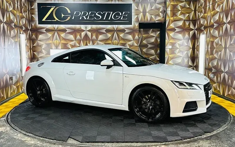 Usado Audi TT S-Line 230 HP (169 kW) 2018 Coupé